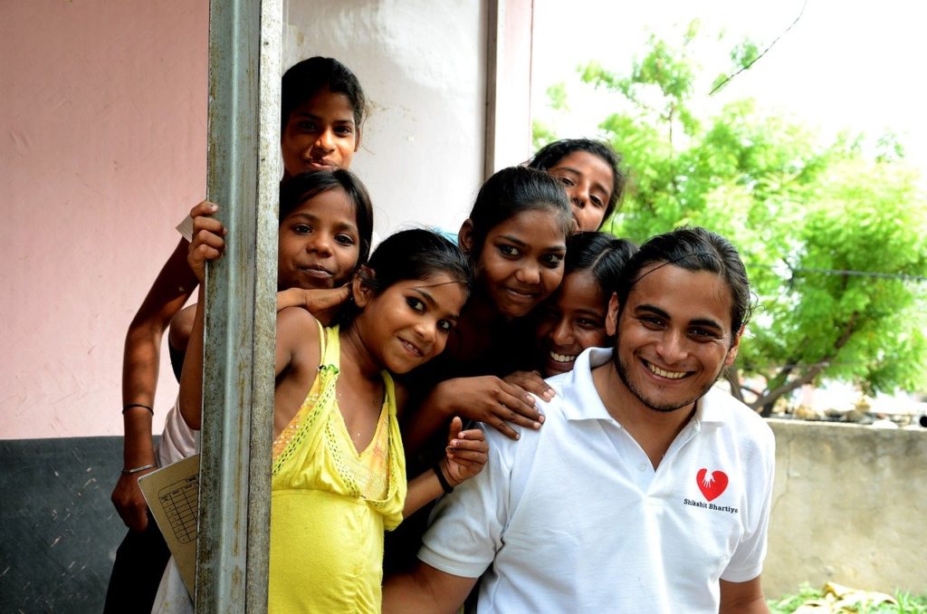 kids, india, volunteers